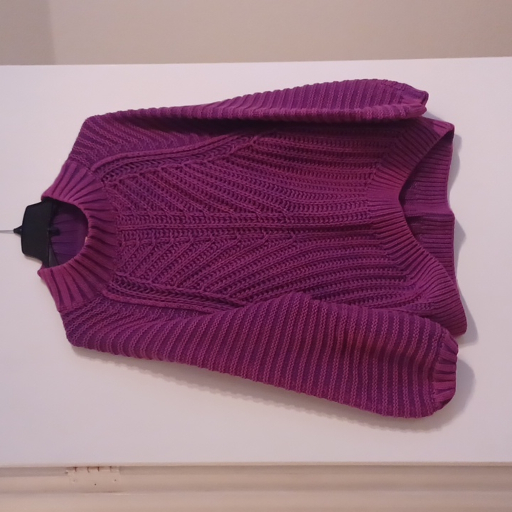 Cable knit sweater